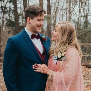 Meet your Posher, Shiela